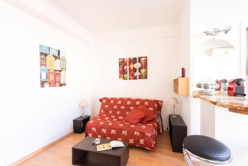 Nice Center - Bright Studio Balcony Wifi & Aircon Apartamento Exterior foto